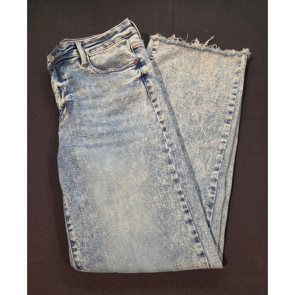 Judy Blue High Rise Straight Leg Jeans Light Acid Wash Raw Hem 13/31